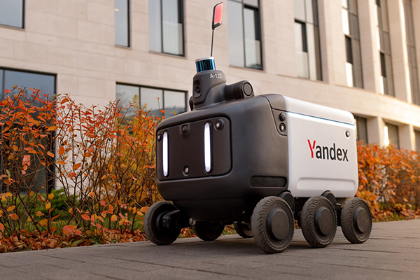Представлен робот-доставщик «Яндекс.Ровер» третьего поколения фото