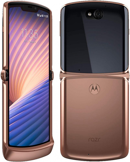 Motorola привезла в Россию всего 111 экземпляров уникального раскладного смартфона фото