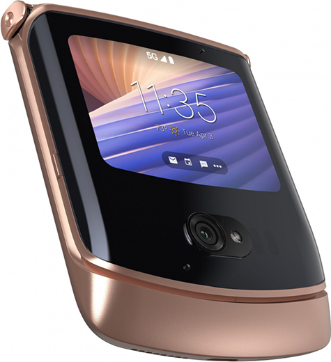 Motorola привезла в Россию всего 111 экземпляров уникального раскладного смартфона фото