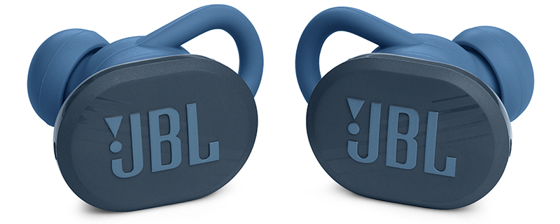 В Россию прибыли TWS-наушники JBL Endurance Race с защитой IP67 и батареями на 30 часов работы фото