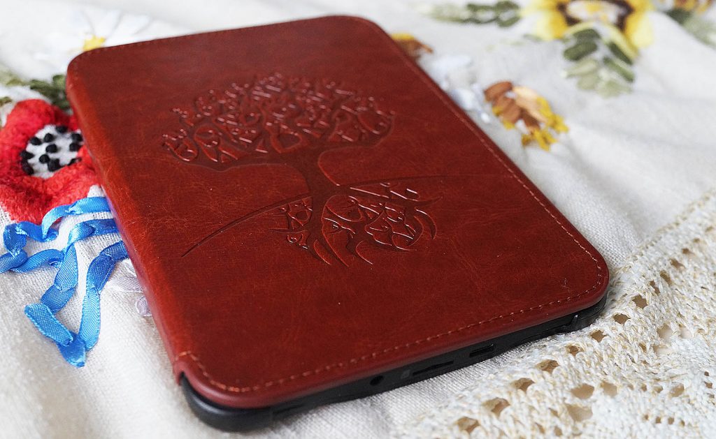 Обзор ридера ONYX BOOX Darwin 8: Читать с комфортом картинка onyx boox darwin 8