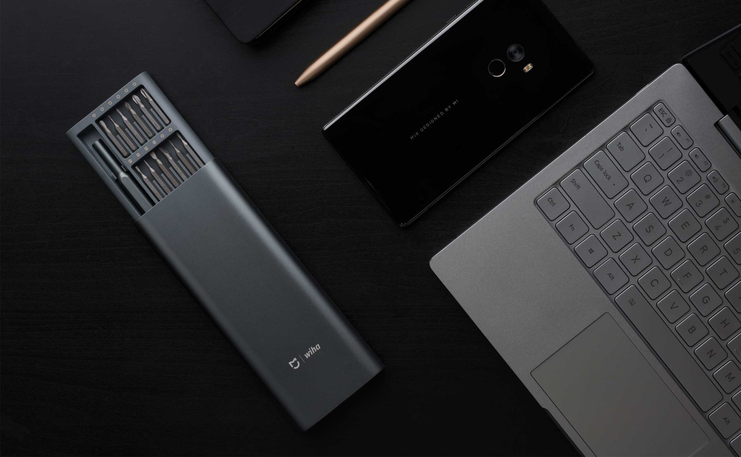 Несколько отличных подарков к 23 февраля: от смарт-часов до игровых приставок фото