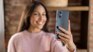 OnePlus выпустил относительно недорогой смартфон Nord N20 5G с AMOLED-экраном