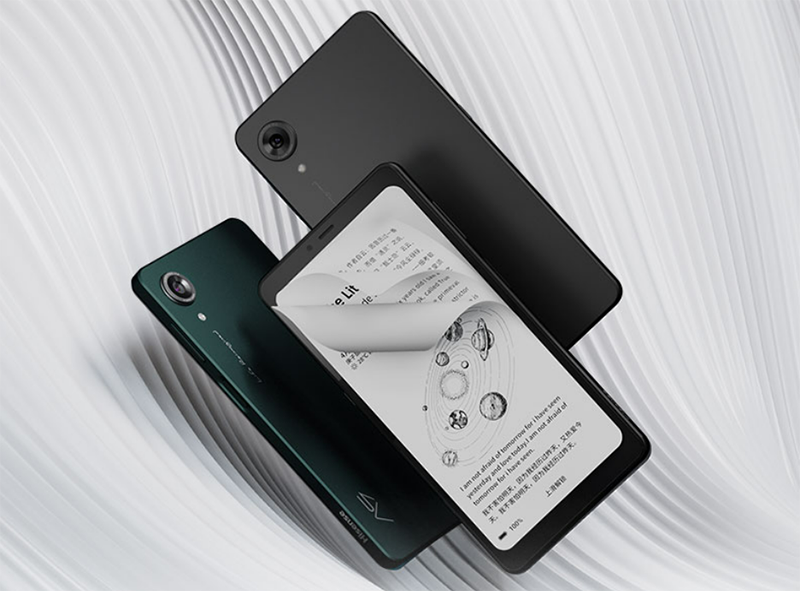 Представлен смартфон Hisense A9 с экраном E Ink Carta и продвинутым аудиочипом фото