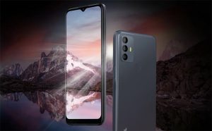 TCL 306: смартфон за 10 тысяч рублей с NFC и батареей на 5 000 мАч