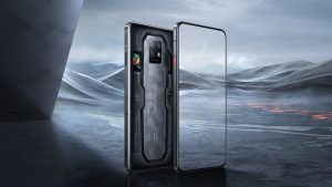 Представлен супермощный игровой смартфон Nubia Red Magic 7S Pro со 135-ваттной зарядкой и RGB-подсветкой