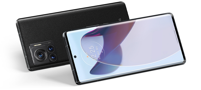 Лучшие премьеры недели: от защищенного смартфона с отсеком для наушников до нового раскладного Motorola Razr фото