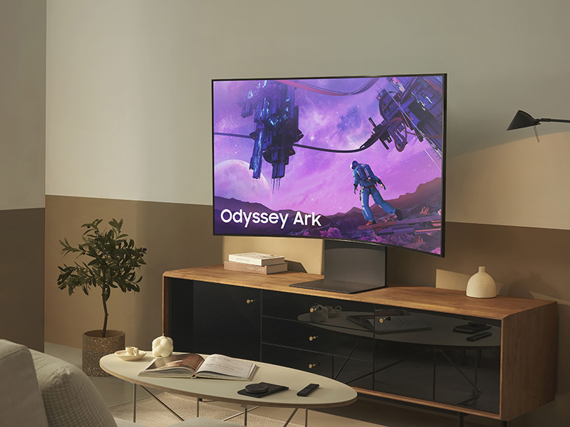 Samsung Odyssey Arc: уникальный 55-дюймовый «кривой» монитор с режимом кабины и ОС Tizen фото