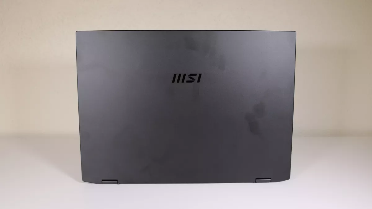 Обзор ноутбука-трансформера MSI Summit E16 Flip фото