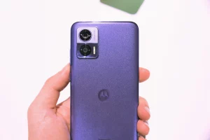 Анонс Motorola Edge 30 Neo: привлекательный дизайн по доступной цене