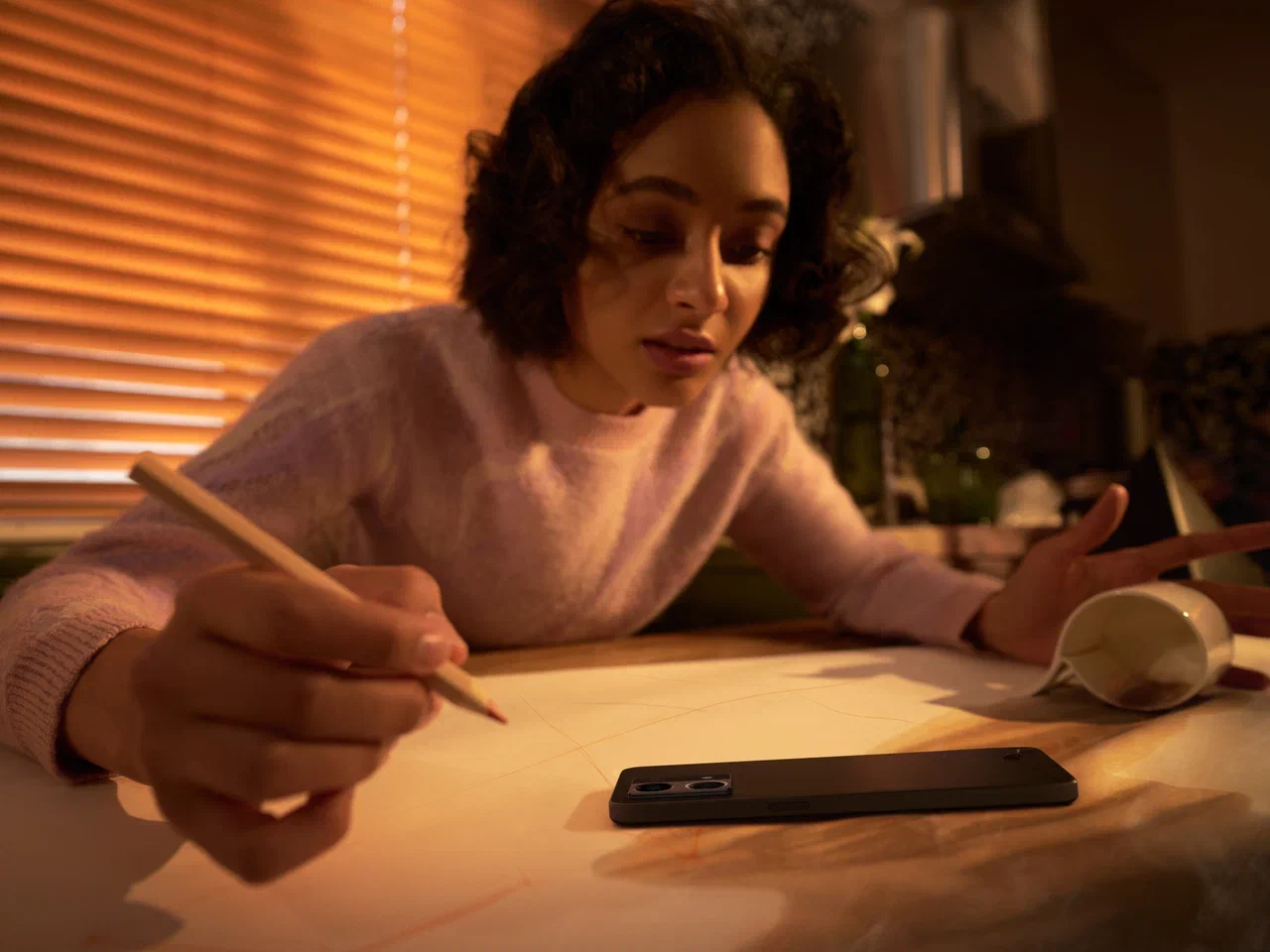 OPPO представляет Reno7: смартфон с уникальными возможностями камеры фото