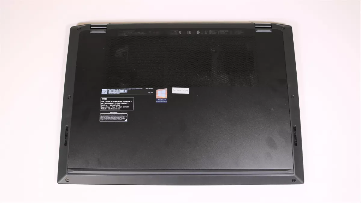 Обзор ноутбука-трансформера MSI Summit E16 Flip фото