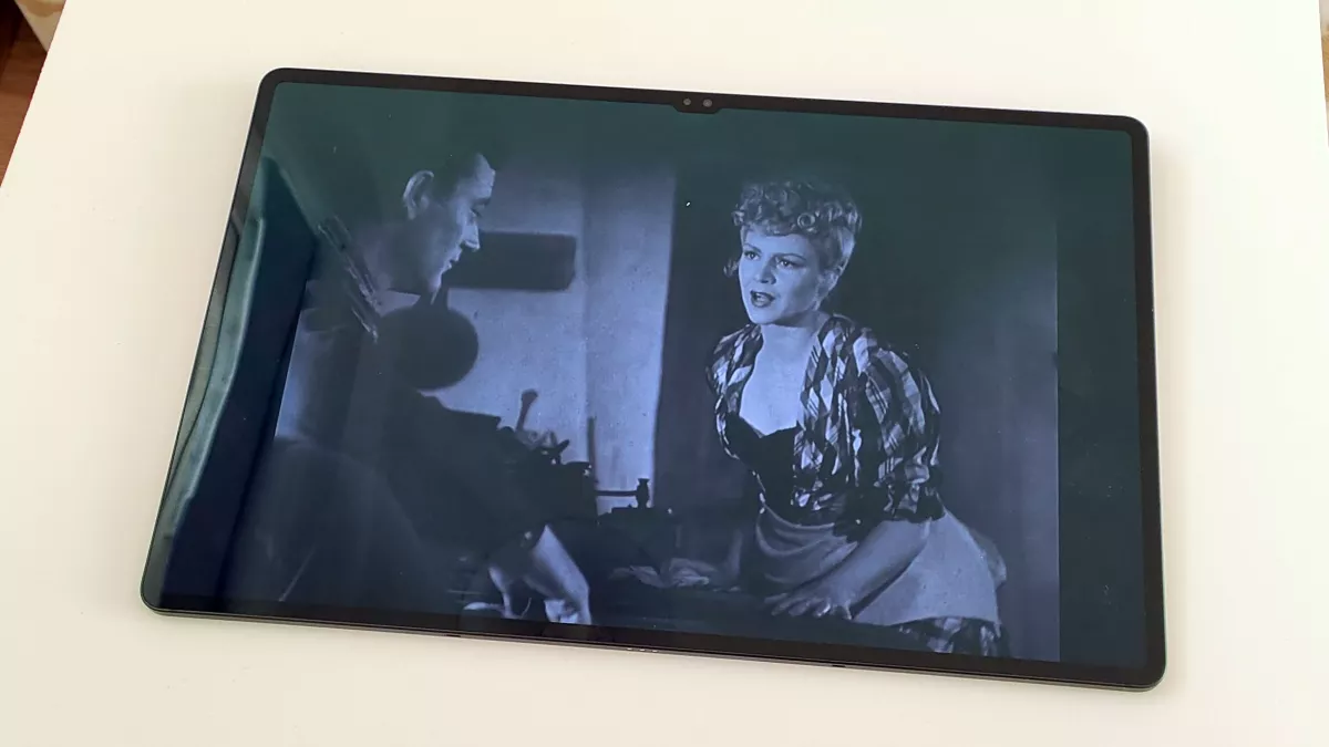 Обзор Samsung Galaxy Tab S8 Ultra фото