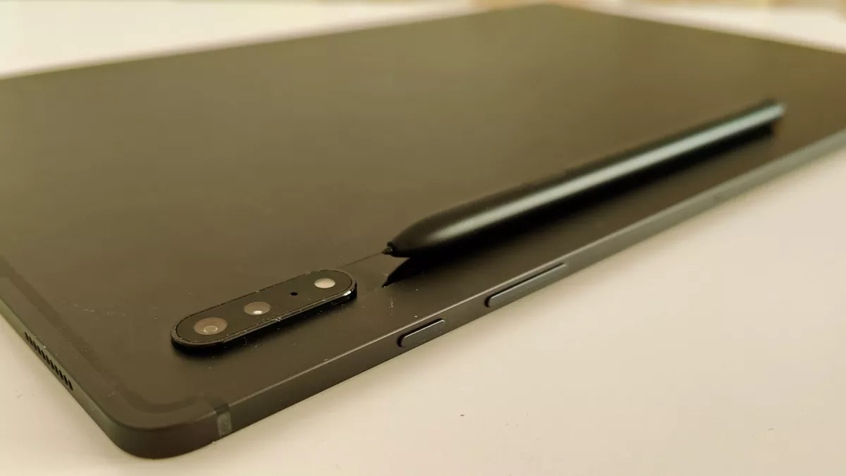 Обзор Samsung Galaxy Tab S8 Ultra фото