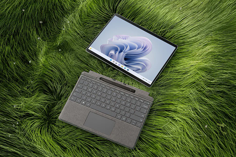 Представлены 13-дюймовые планшеты Surface Pro 9 с процессорами Intel и Microsoft фото