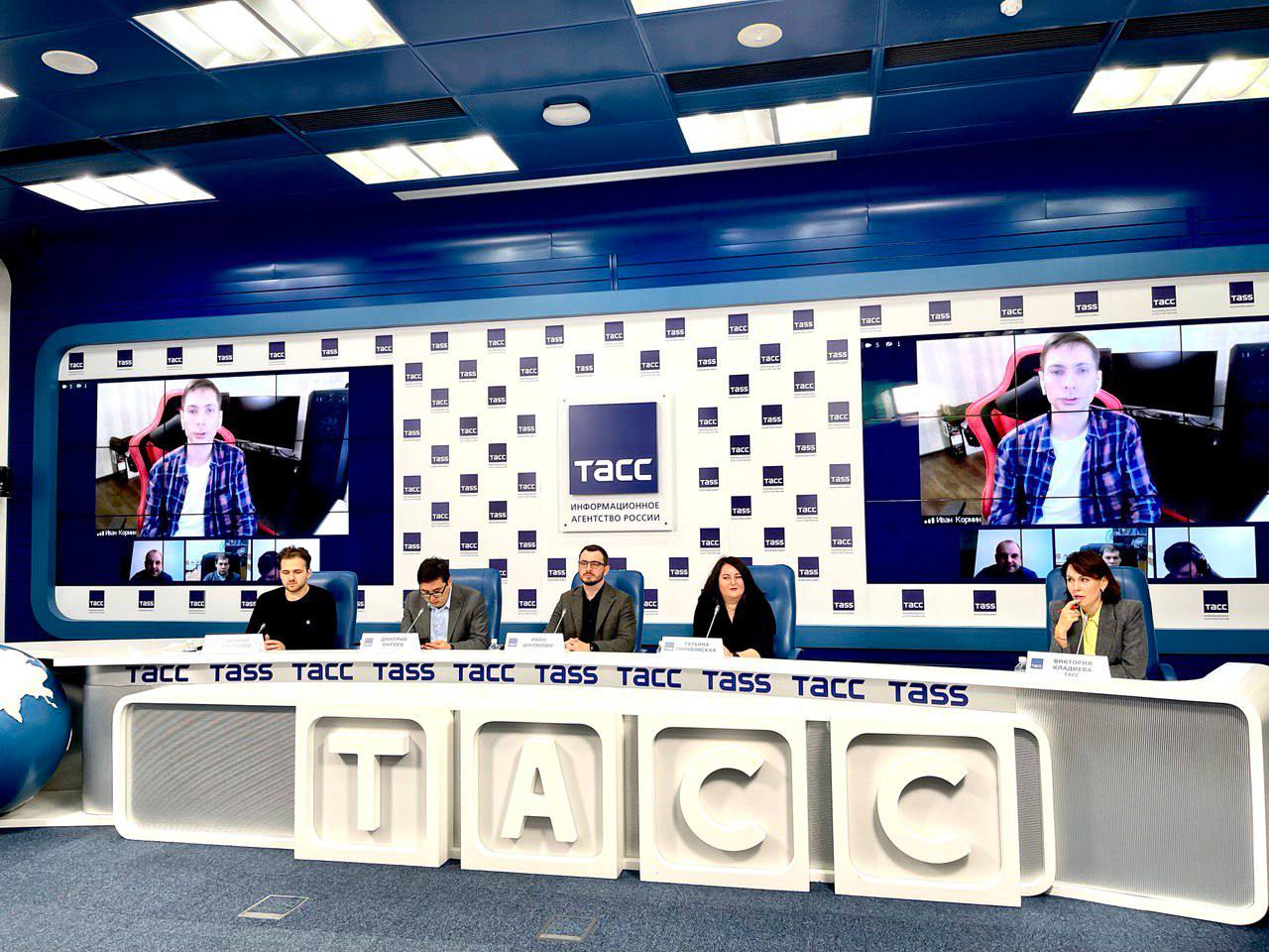 255878Более 7 300 алгоритмов и 3 млн рублей: во Владивостоке объявили победителей Всероссийского чемпионата по искусственному интеллекту