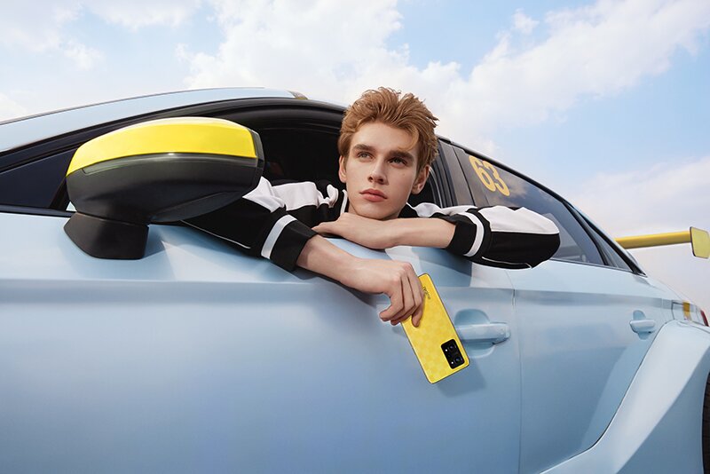 В РФ представлен «бюджетный флагман» Realme GT Neo 3T – и он дешевле, чем ожидалось фото