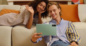 Лучшие премьеры недели: от смартфонов Redmi Note 12 Pro до первого планшета Doogee