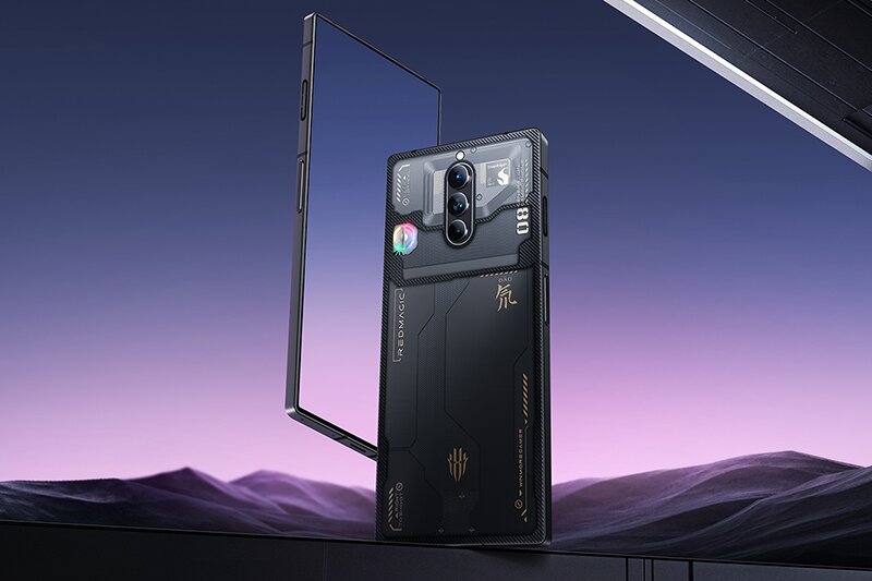 Представлены супермощные смартфоны серии Red Magic 8 Pro на базе Snapdragon 8 Gen 2 фото
