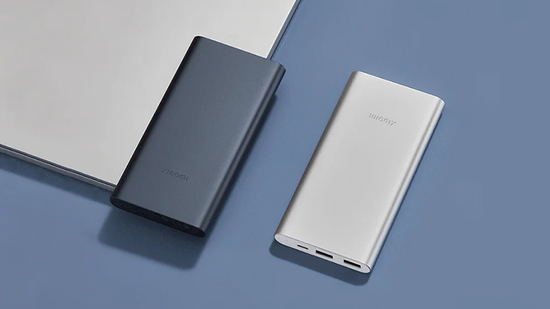 Xiaomi привезла в РФ алюминиевый внешний аккумулятор на 10 000 мАч с быстрой зарядкой фото