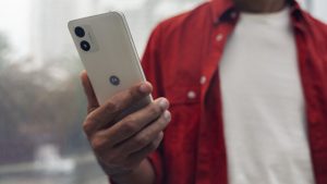 Представлен бюджетный смартфон Motorola Moto E13 с батареей на 5 000 мАч и Android 13 Go Edition