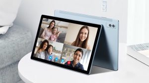 Лучшие премьеры недели: от компьютерного Android-монитора Lenovo до флагманских смартфонов Samsung Galaxy S23