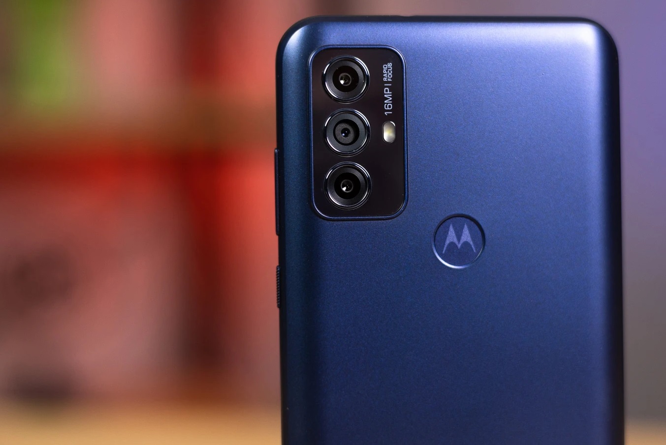Обзор Motorola Moto G Play (2023) фото