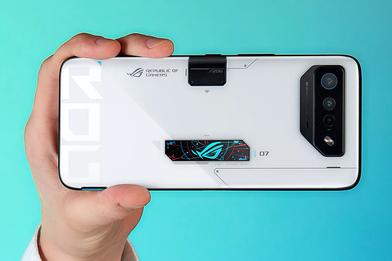 ASUS представляет игровые смартфоны ROG Phone 7 и ROG Phone 7 Ultimate на базе Snapdragon 8 Gen 2 фото