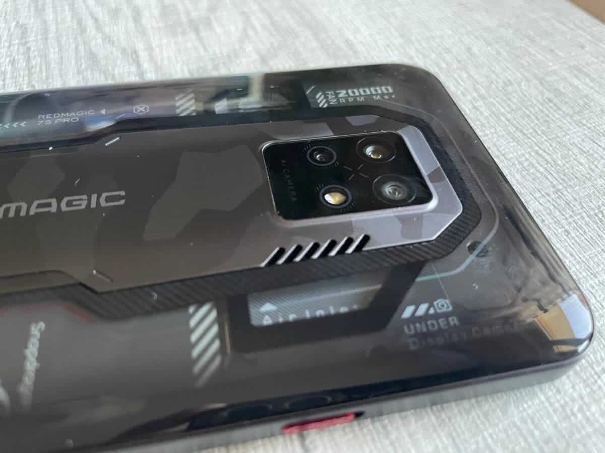 Обзор Red Magic 7S Pro: настоящий зверь в ваших руках фото