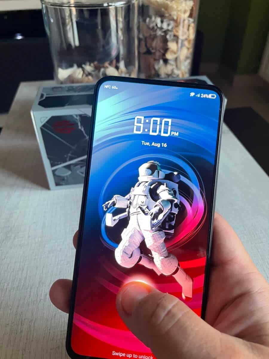 Обзор Red Magic 7S Pro: настоящий зверь в ваших руках фото