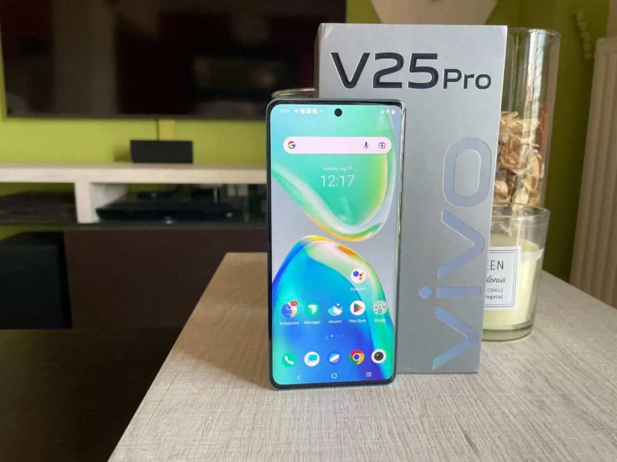 Обзор Vivo V25 Pro: камерофон со стильным дизайном фото