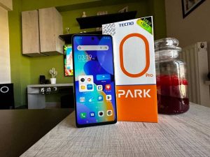 Обзор Tecno Spark 10 Pro: чемпион селфи возвращается