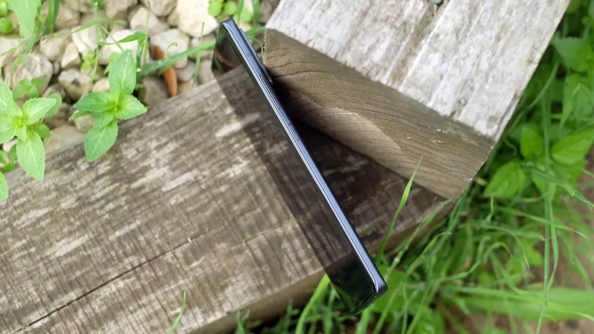 Обзор Motorola Edge 30 Fusion: "почти флагман" с разумными компромиссами фото