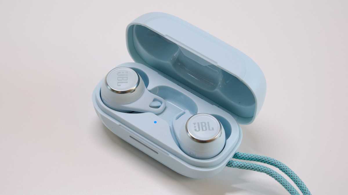 Обзор JBL Reflect Aero фото