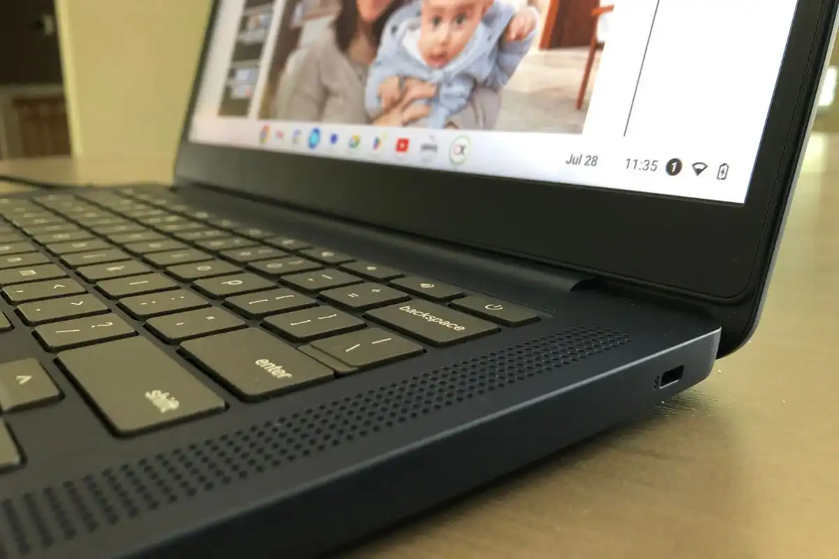 Обзор Lenovo IdeaPad Slim 3 Chromebook фото