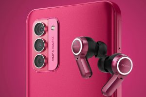 Лучшие премьеры недели: от смартфонов серии Honor 100 до продвинутого планшета Huawei с Windows 11