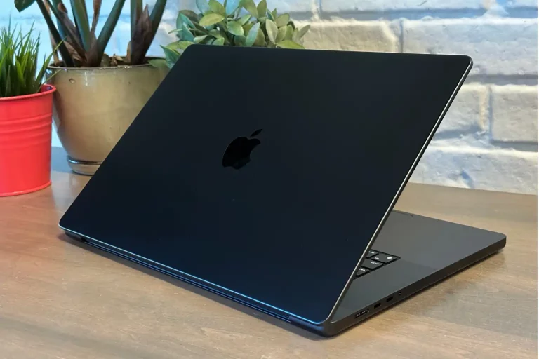 270315Обзор Apple MacBook Pro (16-дюймовый, выпуск конца 2023 года)