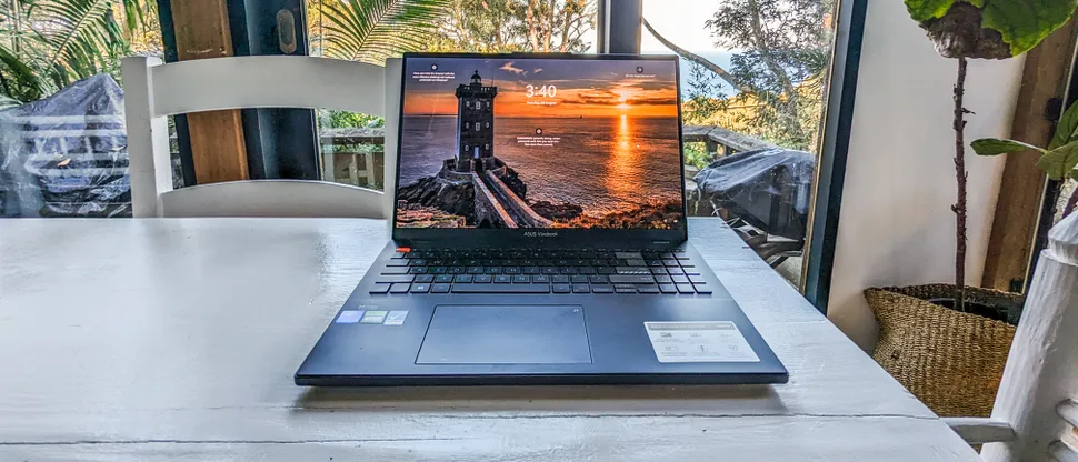 Обзор Microsoft Surface Laptop Studio 2 фото
