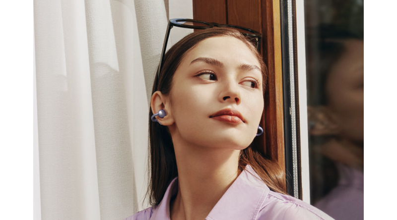 Huawei FreeClip: очень необычные TWS-наушники с направленным звуком и беспроводной зарядкой фото