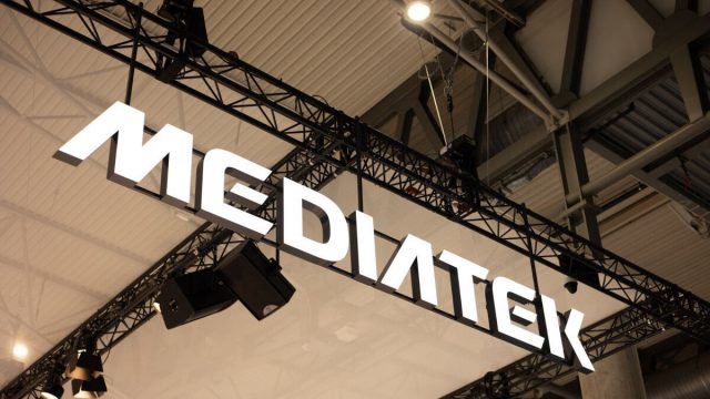 MediaTek-knocks-the-thermal-stress-test-that-throttled-the-Dimensity-9300-SoC-by-46