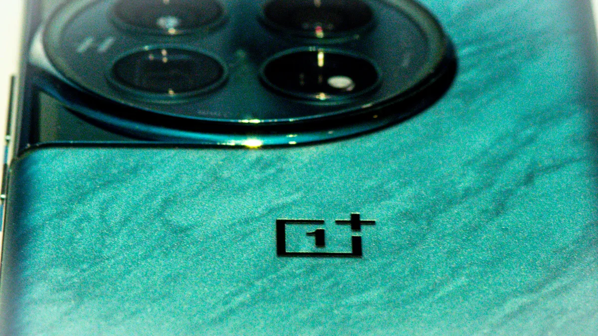 Обзор OnePlus 12: самый лучший смартфон на рынке фото