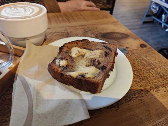 Обзор Asus ROG Phone 8 Pro: игровой телефон для всех фото