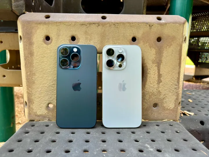 iPhone 15 Plus против iPhone 15 Pro: компактное превосходство или габаритная доступность фото