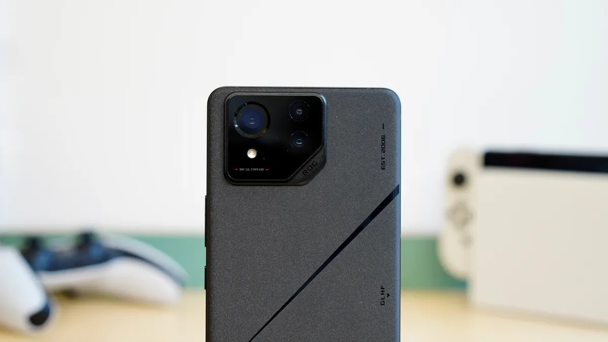 Обзор Asus ROG Phone 8 Pro: игровой телефон для всех фото