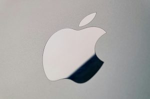 Инсайдер раскрыл первые подробности о раскладных смартфонах Apple