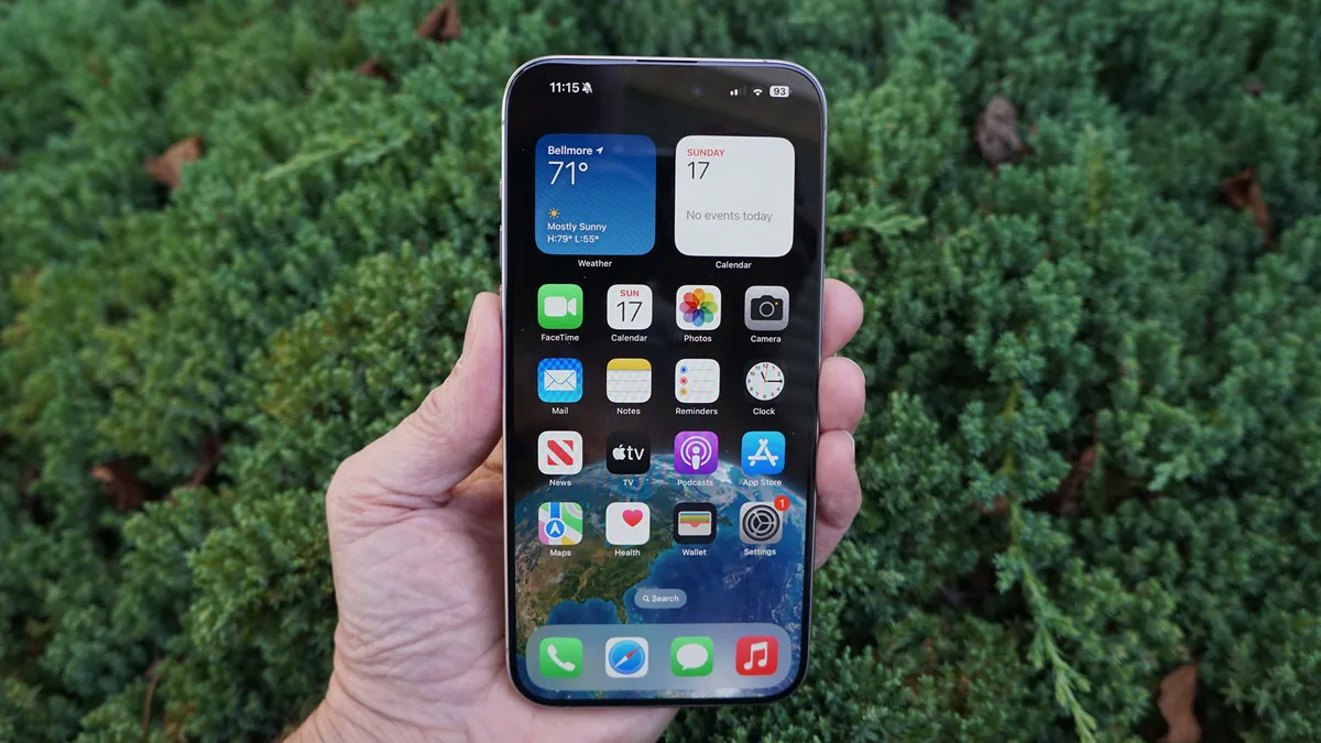 Лучший iPhone 2024 года: какой смартфон Apple станет лучшим? фото