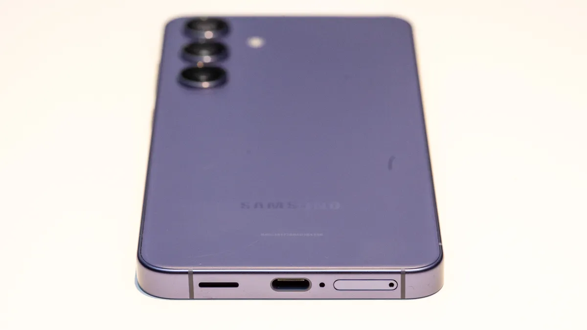 Обзор Samsung Galaxy S24 - карманный "энерджайзер" Galaxy фото