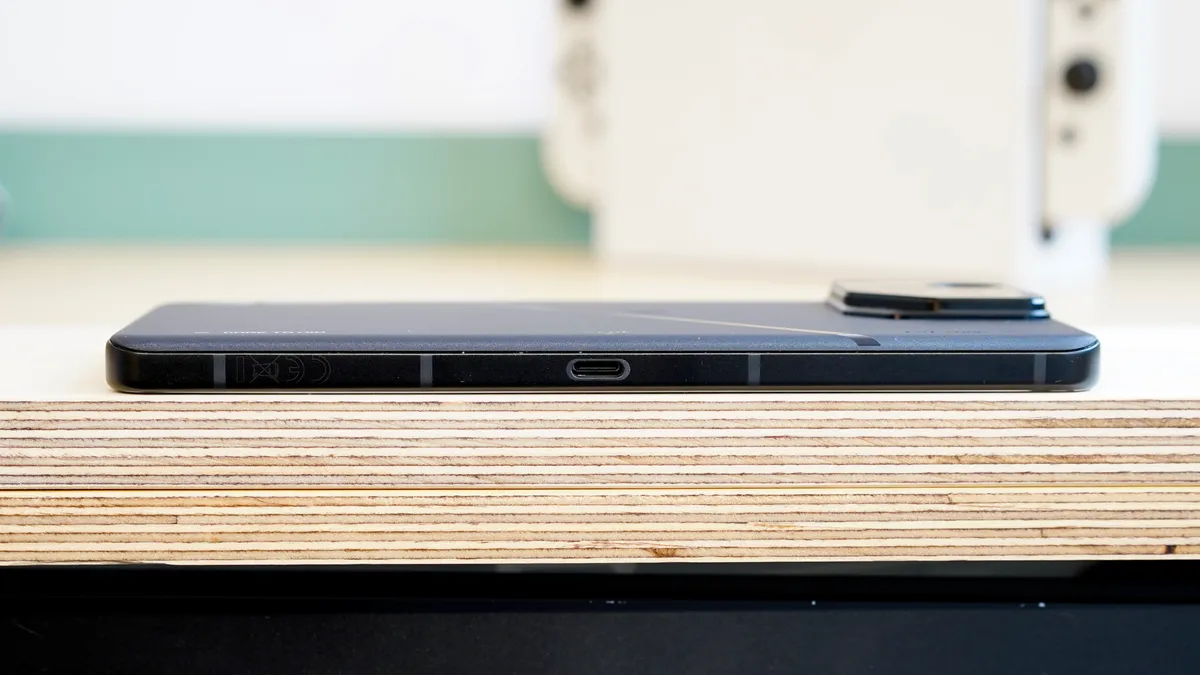 Обзор Asus ROG Phone 8 Pro: игровой телефон для всех фото