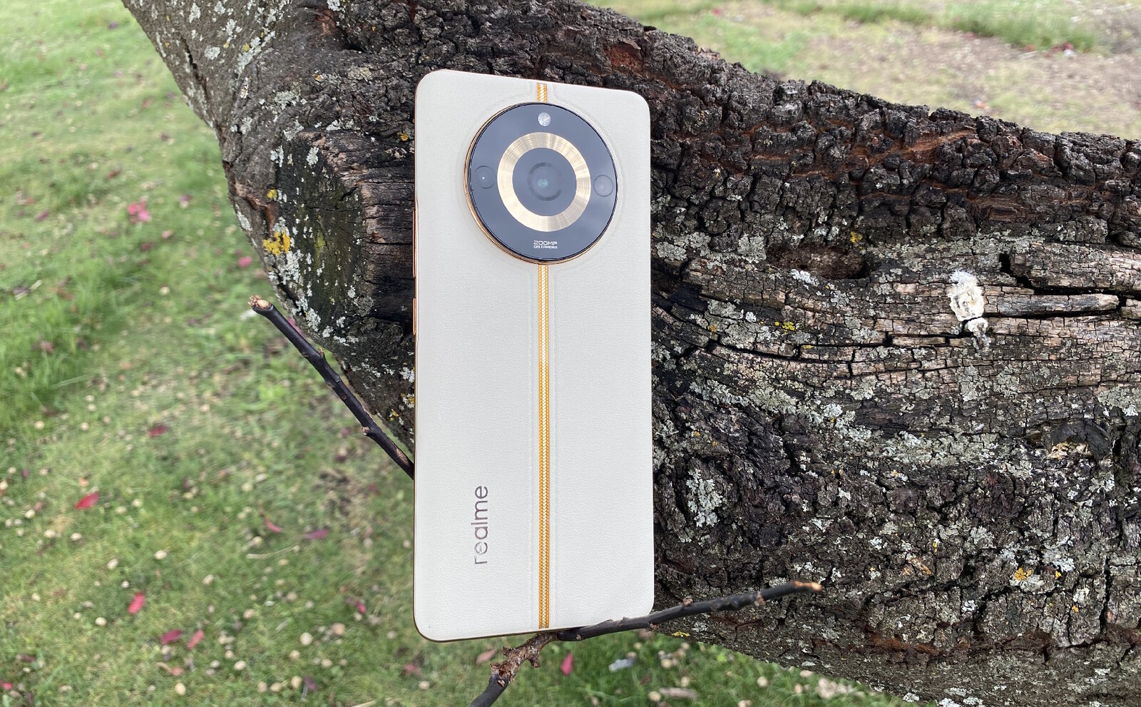 Лучший телефон по продолжительности автономной работы 2024 фото