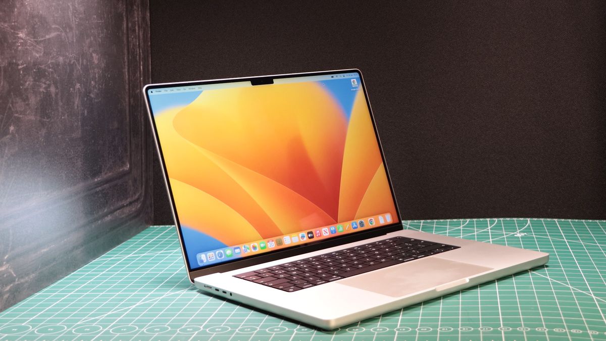 Apple MacBook Pro 16-inch (2023)
